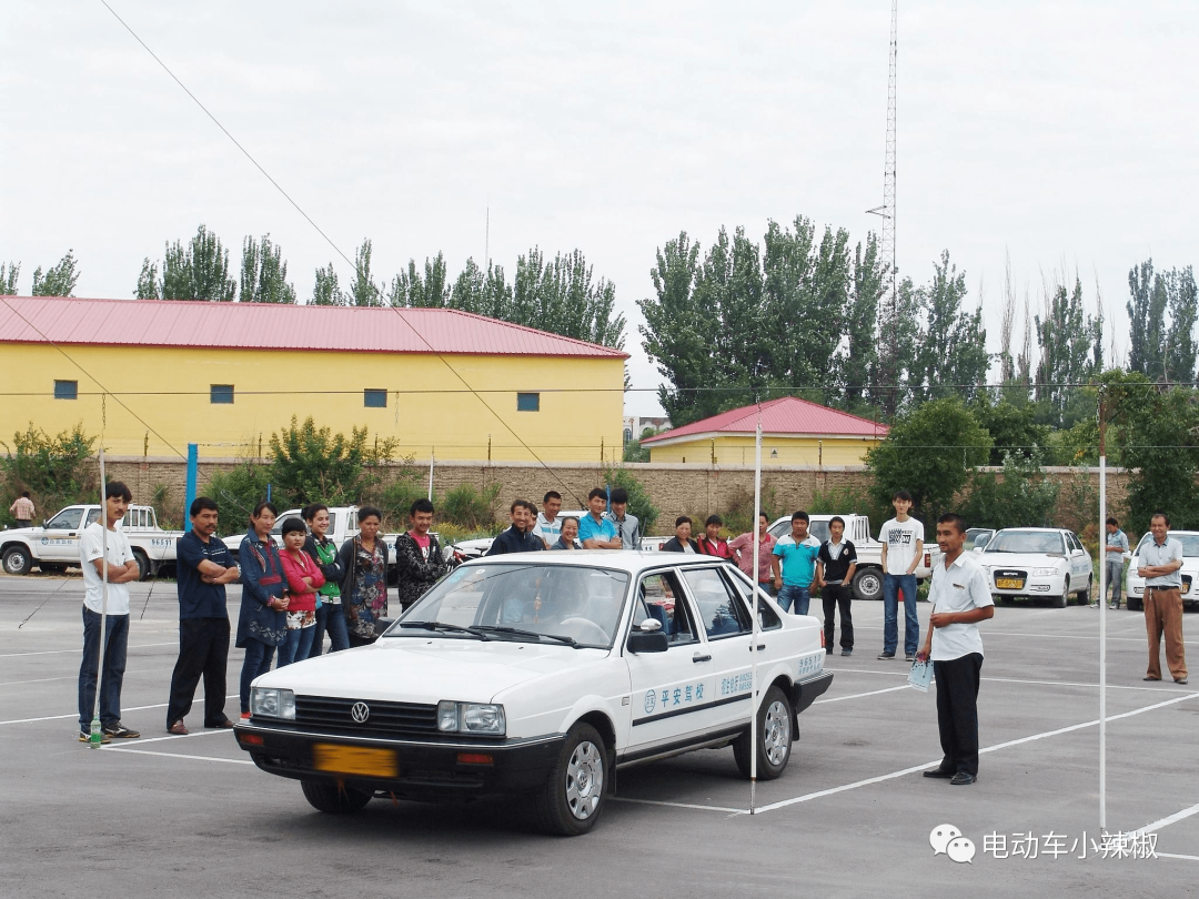 驾校回应学员车祸身亡事件，事故引发的反思与改进措施