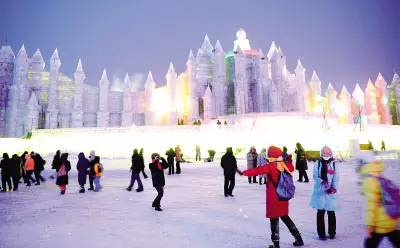 冰雪大世界的奇幻之旅，名字含冰雪享免费畅游