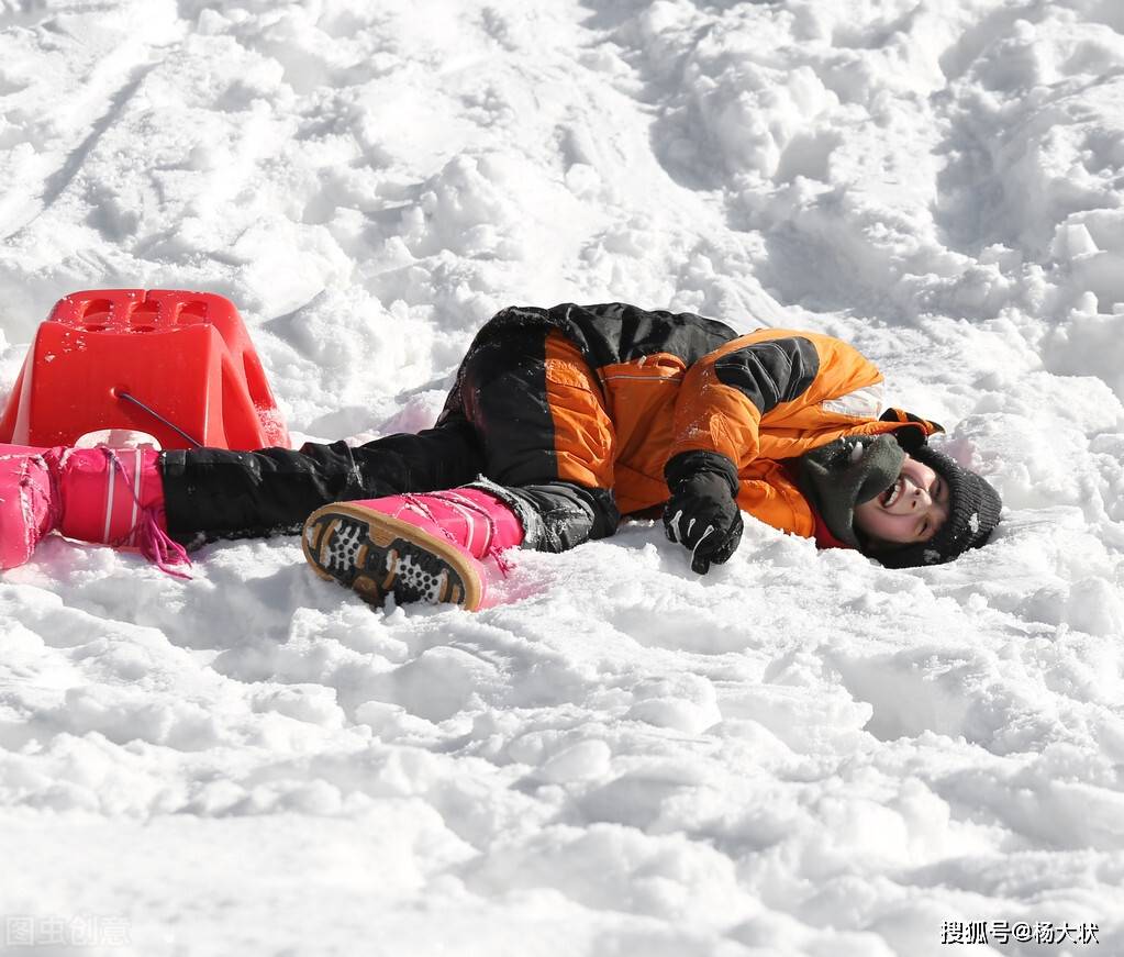 5岁儿童随舅舅滑野雪遭遇车祸身亡的悲剧事件