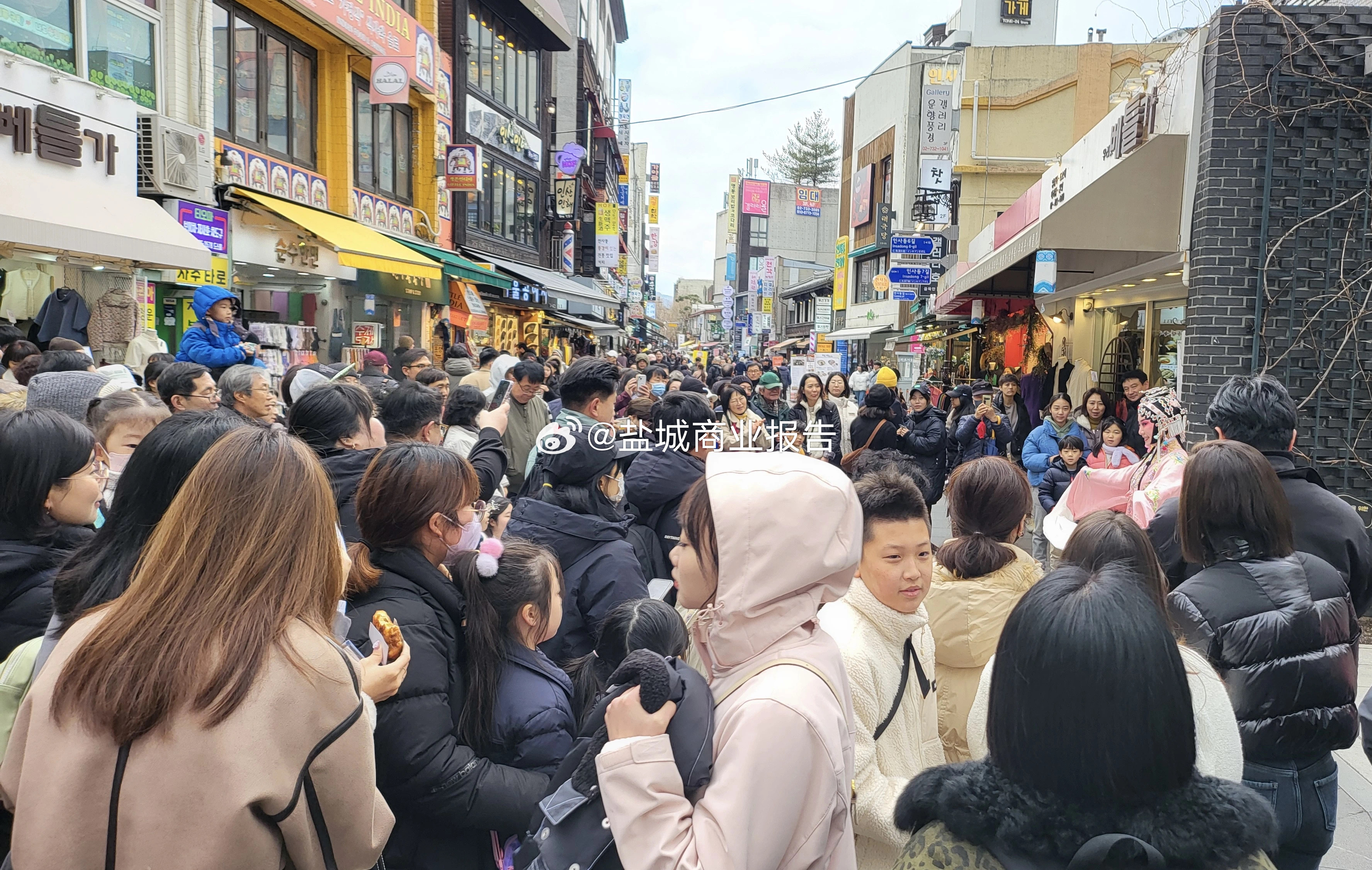 韩国游客特种兵之旅，上海的吸引力与挑战揭秘