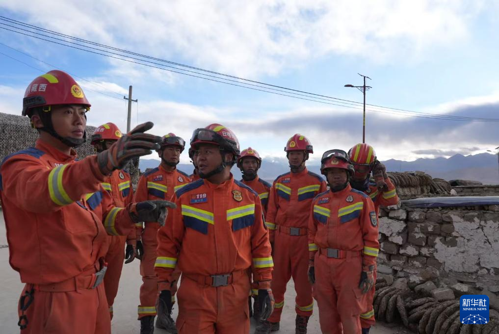 西藏地震致126人遇难，灾难无情，人间有爱