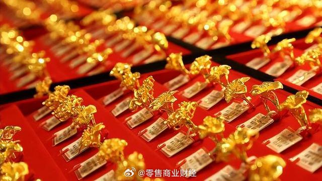 金饰价格飙升，市场走势、影响因素及消费者反应分析